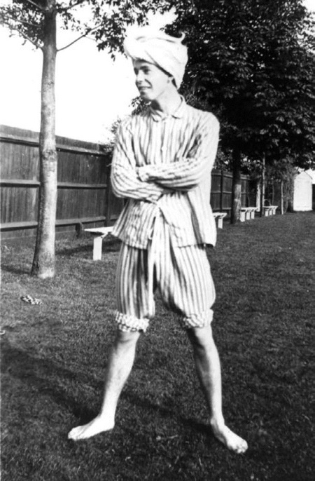 Иллюстрация к книге — Джордж Оруэлл. Неприступная душа [i_012.jpg]