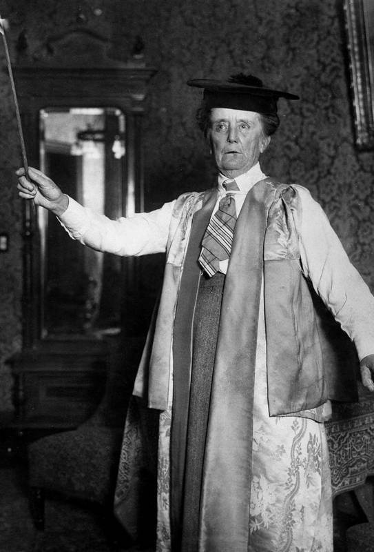 Иллюстрация к книге — Вирджиния Вулф: "моменты бытия" [i_026.jpg]