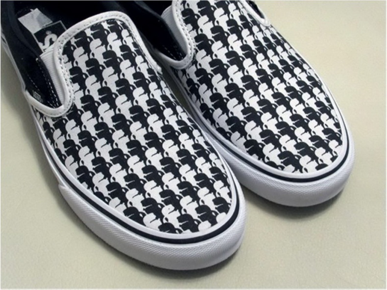 Иллюстрация к книге — Кроссовки. Культурная биография спортивной обуви [i_089.jpg]