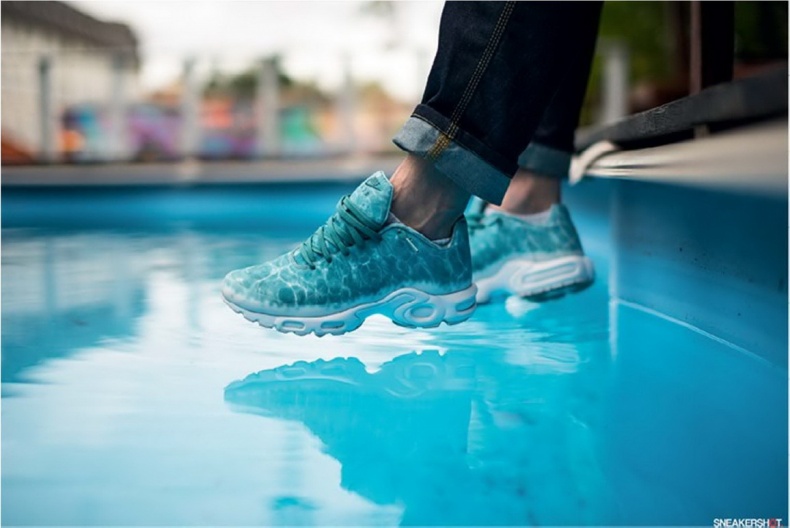 Иллюстрация к книге — Кроссовки. Культурная биография спортивной обуви [i_168.jpg]