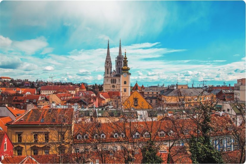 Иллюстрация к книге — Балканы. Окраины империй [i_217.jpg]