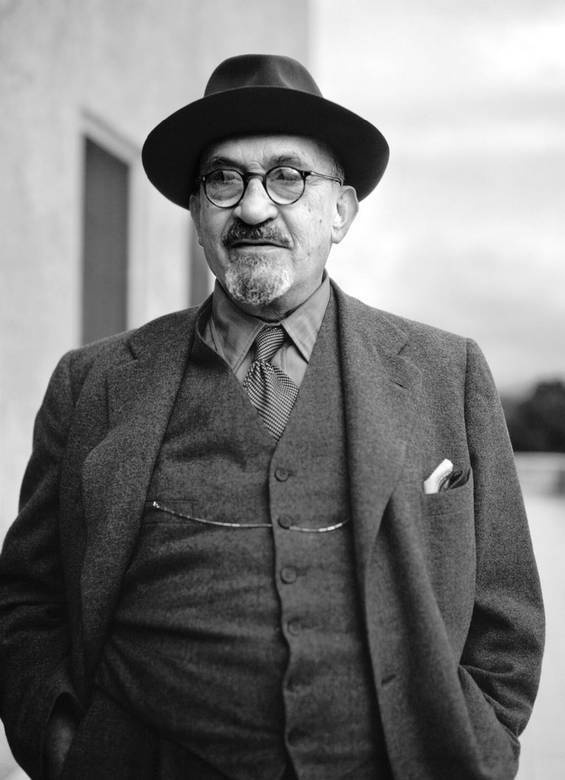 Иллюстрация к книге — Говорит Альберт Эйнштейн [i_043.jpg]