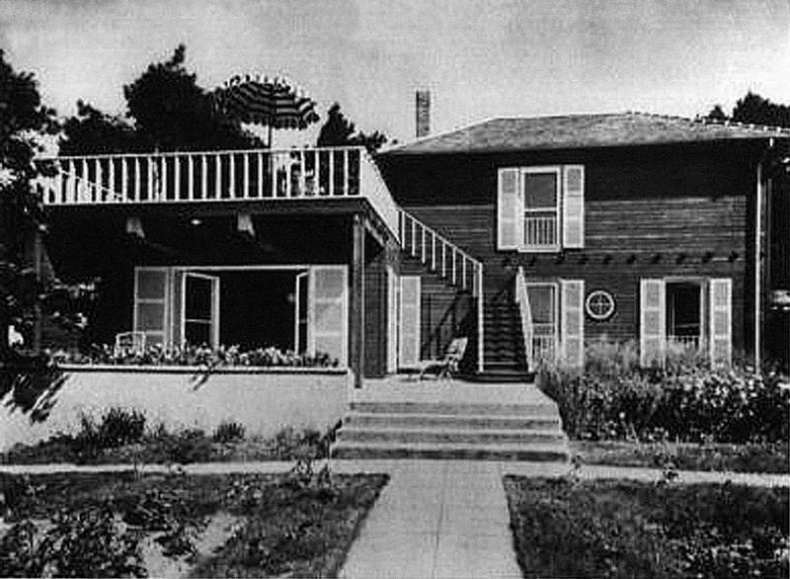 Иллюстрация к книге — Говорит Альберт Эйнштейн [i_057.jpg]