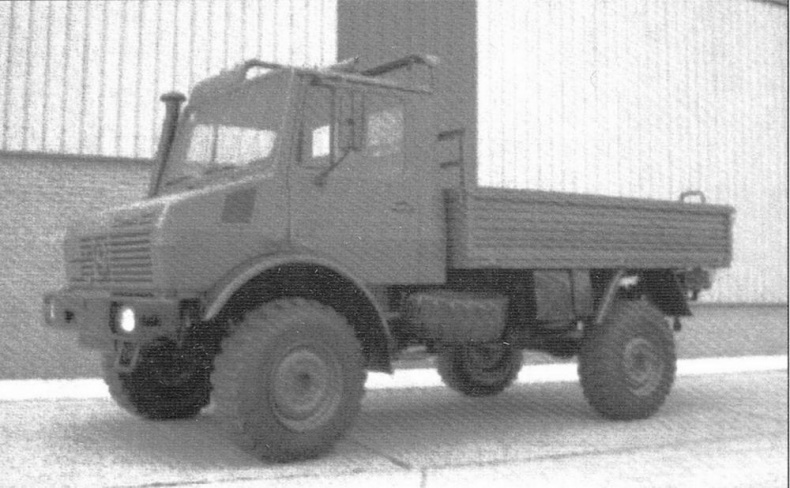 Иллюстрация к книге — Бронетранспортёры на шасси UNIMOG 1950 - 2009 гг. [img_12.jpg]