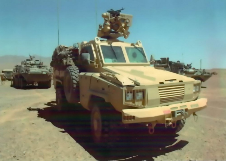 Иллюстрация к книге — Бронетранспортёры на шасси UNIMOG 1950 - 2009 гг. [img_59.jpg]