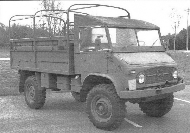 Иллюстрация к книге — Бронетранспортёры на шасси UNIMOG 1950 - 2009 гг. [img_7.jpg]