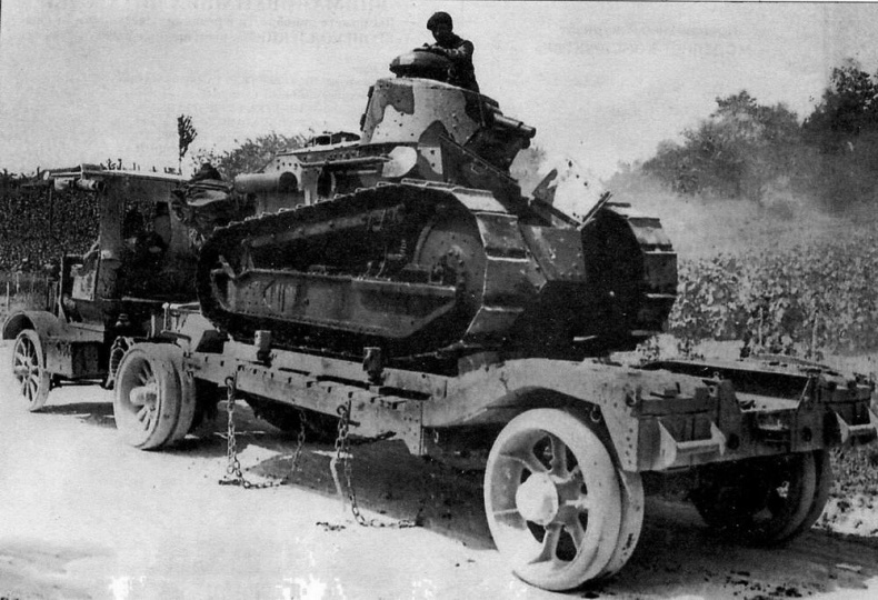 Иллюстрация к книге — Транспортёры танков 1930 -1940 гг. [img_2.jpg]