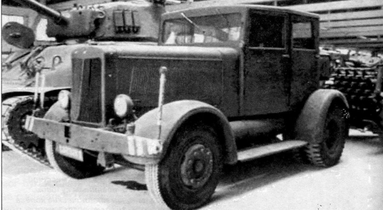 Иллюстрация к книге — Транспортёры танков 1930 -1940 гг. [img_51.jpg]