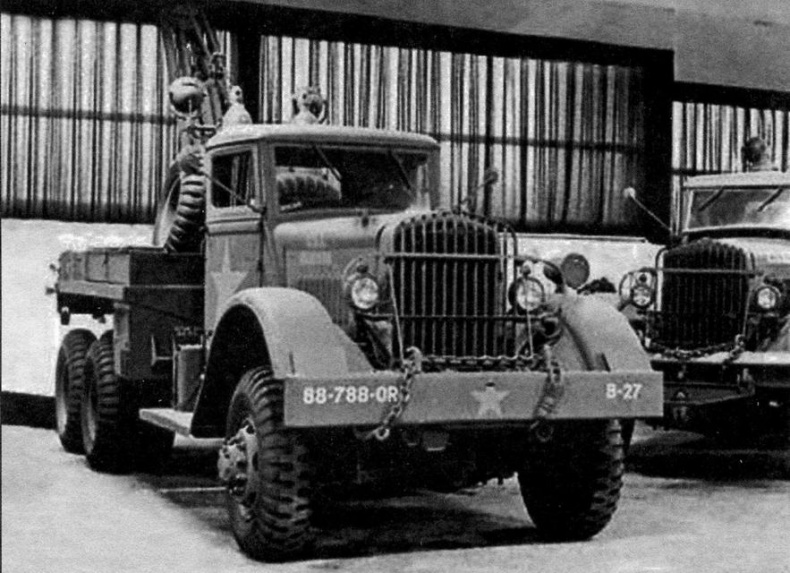 Иллюстрация к книге — Транспортёры танков 1930 -1940 гг. [img_8.jpg]