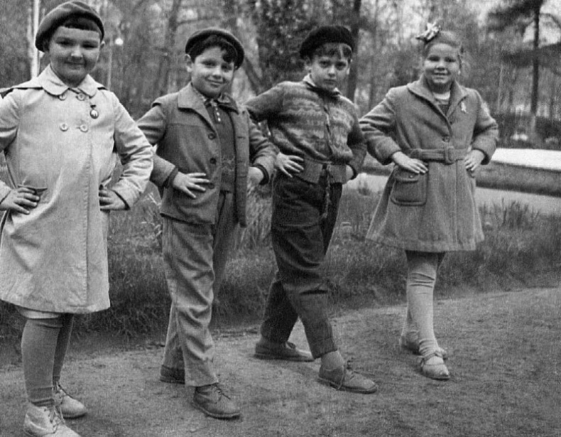 Иллюстрация к книге — Вкратце жизнь [i_013.jpg]