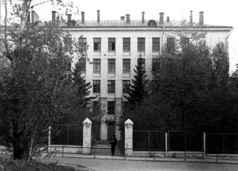 Иллюстрация к книге — Вкратце жизнь [i_018.jpg]