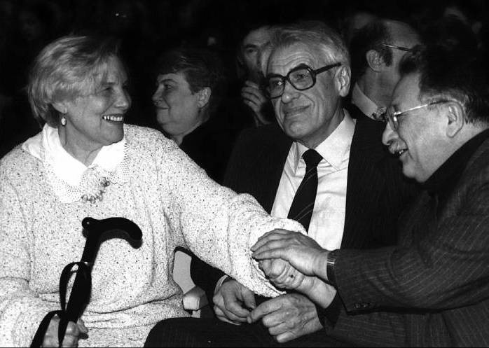 Иллюстрация к книге — Вкратце жизнь [i_037.jpg]