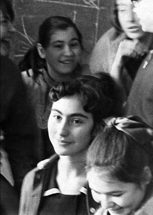 Иллюстрация к книге — Вкратце жизнь [i_044.jpg]