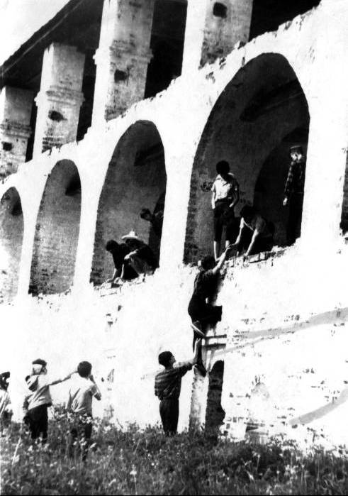 Иллюстрация к книге — Вкратце жизнь [i_055.jpg]