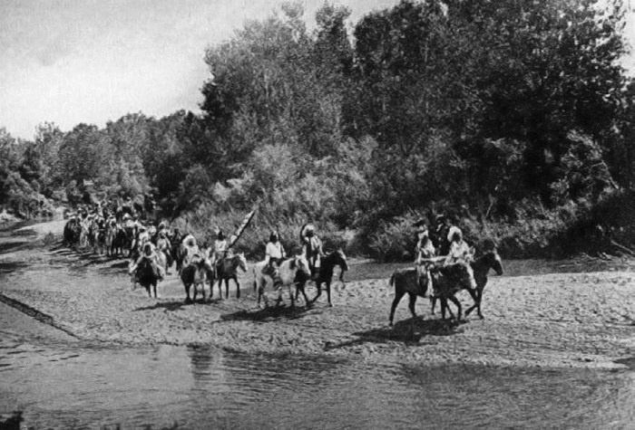 Иллюстрация к книге — Военное дело индейцев Дикого Запада. Самая полная энциклопедия [i_116.jpg]