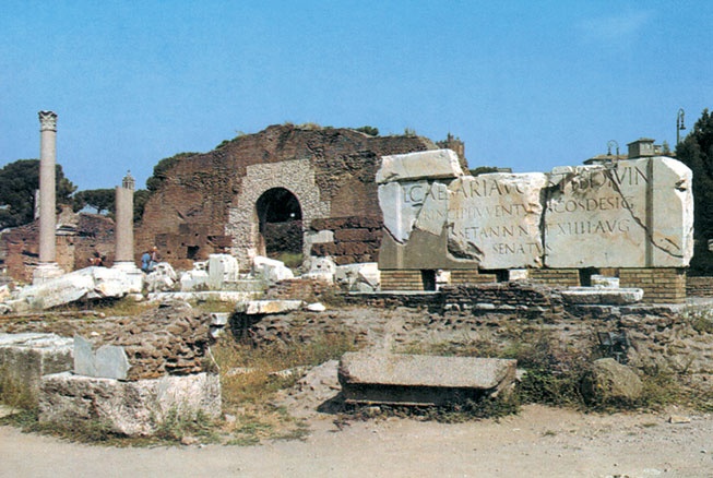 Иллюстрация к книге — Всеобщая история архитектуры и строительной техники. Учебник. В 3 частях. Часть 1. История архитектуры и строительной техники Древнего и античного мира [i_343.jpg]