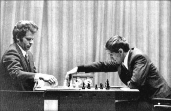 Иллюстрация к книге — Конец игры. Биография Роберта Фишера [i_023.jpg]