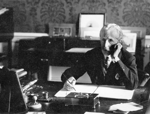 Иллюстрация к книге — Застигнутые революцией. Живые голоса очевидцев [i_008.jpg]