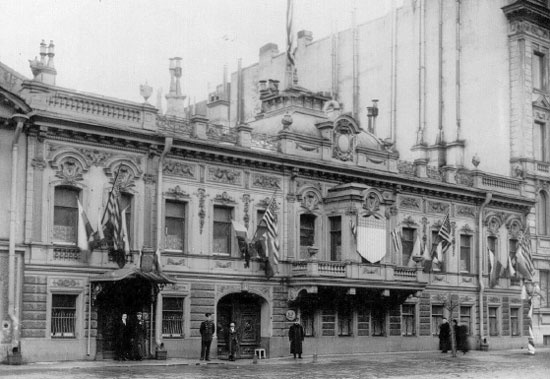 Иллюстрация к книге — Застигнутые революцией. Живые голоса очевидцев [i_018.jpg]