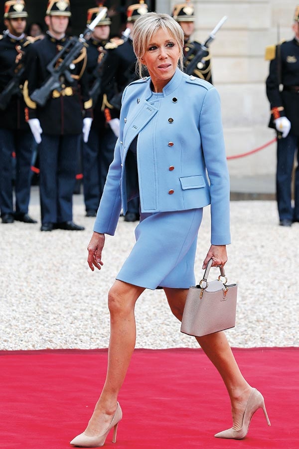 Иллюстрация к книге — Голая. Правда о том, как быть настоящей женщиной [i_009.jpg]