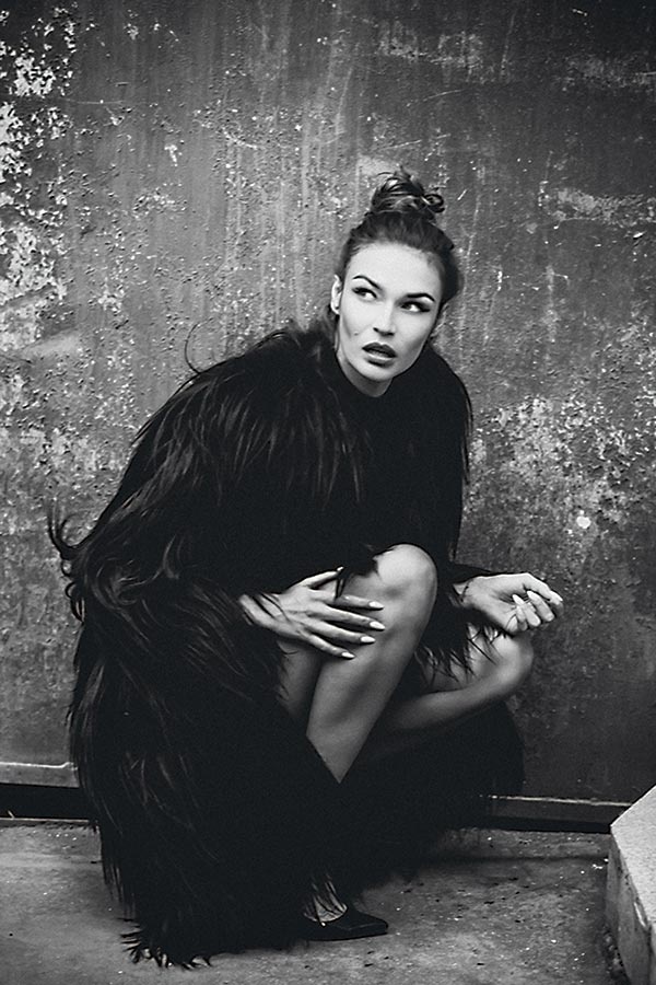 Иллюстрация к книге — Голая. Правда о том, как быть настоящей женщиной [i_012.jpg]