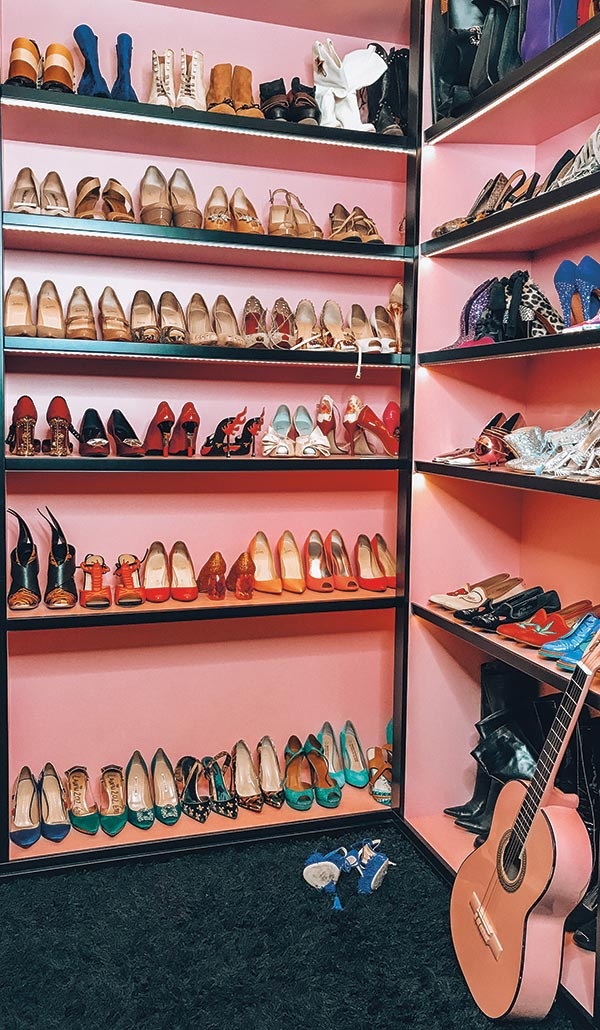 Иллюстрация к книге — Голая. Правда о том, как быть настоящей женщиной [i_016.jpg]