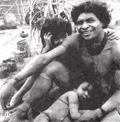 Иллюстрация к книге — Печальные тропики [i_041.jpg]