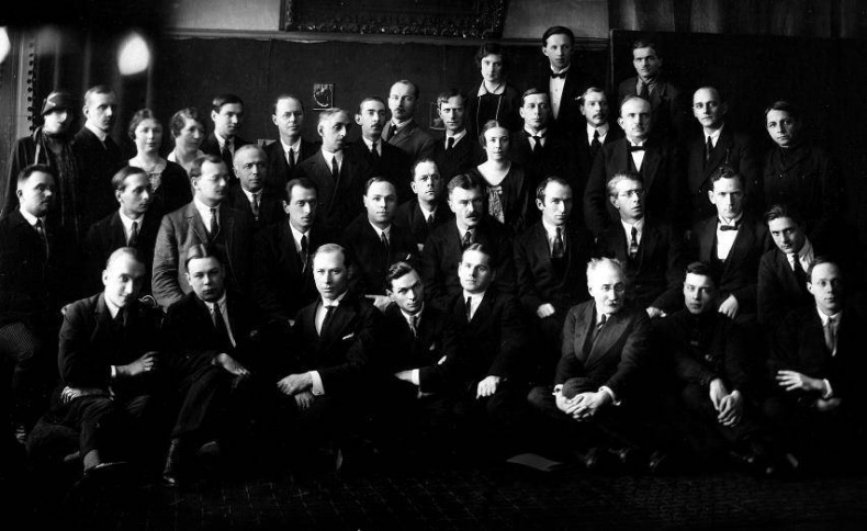 Иллюстрация к книге — Дело Бронникова [i_010.jpg]