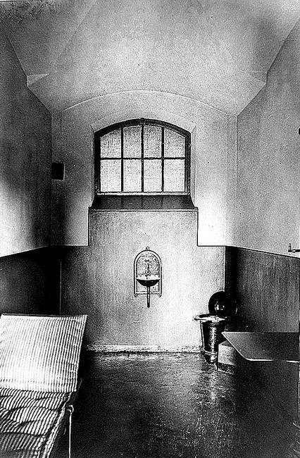 Иллюстрация к книге — Дело Бронникова [i_048.jpg]