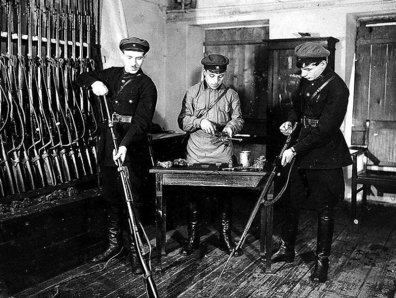 Иллюстрация к книге — Дело Бронникова [i_050.jpg]