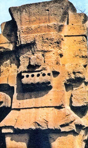 Иллюстрация к книге — День, когда явились боги [i_094.jpg]