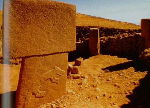 Иллюстрация к книге — Мистерия созвездия Лебедя [i_046.jpg]