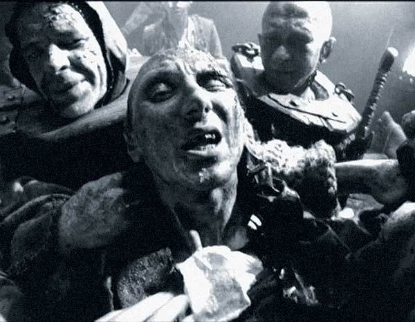 Иллюстрация к книге — Оттенки русского. Очерки отечественного кино [i_004.jpg]