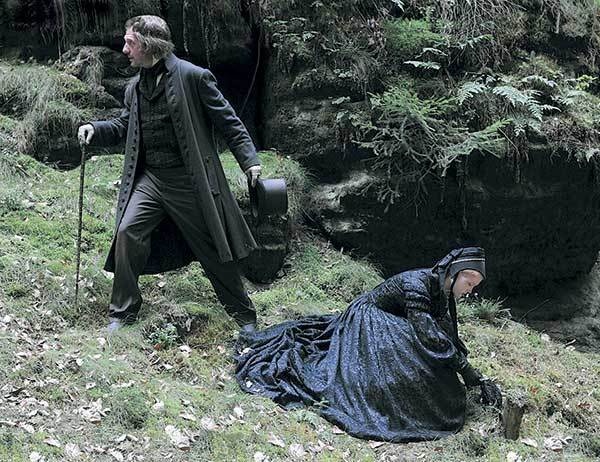 Иллюстрация к книге — Оттенки русского. Очерки отечественного кино [i_008.jpg]