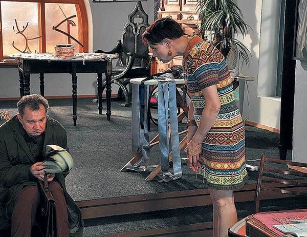 Иллюстрация к книге — Оттенки русского. Очерки отечественного кино [i_018.jpg]