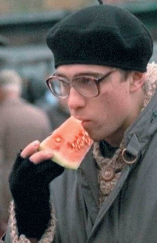 Иллюстрация к книге — Оттенки русского. Очерки отечественного кино [i_020.jpg]