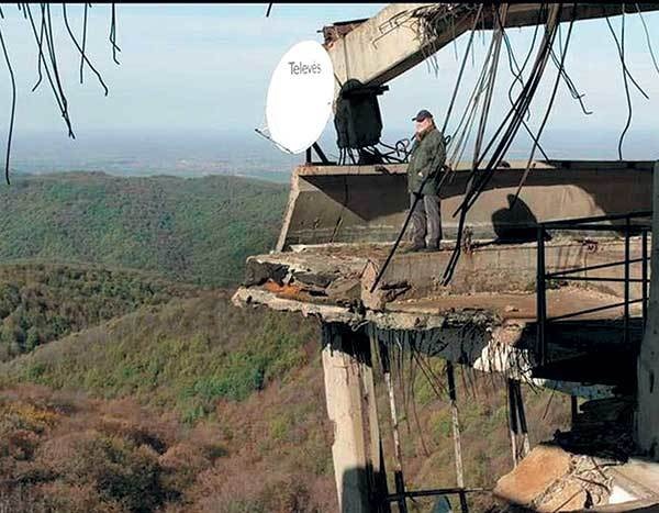 Иллюстрация к книге — Оттенки русского. Очерки отечественного кино [i_043.jpg]