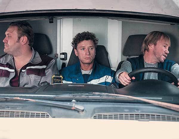 Иллюстрация к книге — Оттенки русского. Очерки отечественного кино [i_057.jpg]