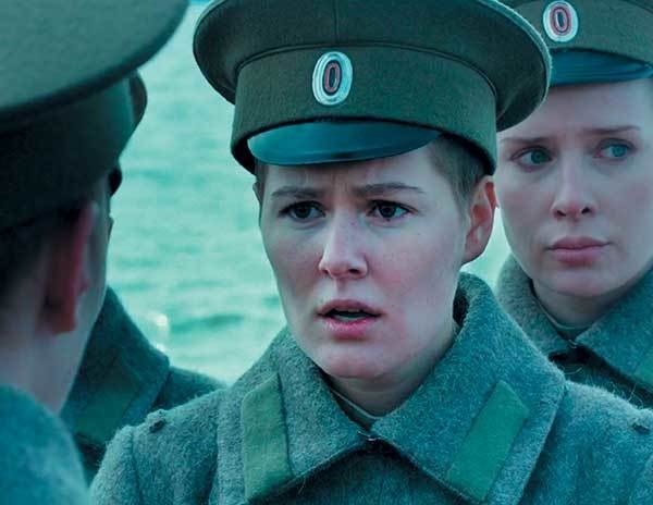 Иллюстрация к книге — Оттенки русского. Очерки отечественного кино [i_070.jpg]