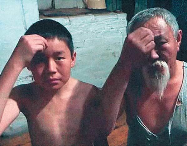 Иллюстрация к книге — Оттенки русского. Очерки отечественного кино [i_083.jpg]