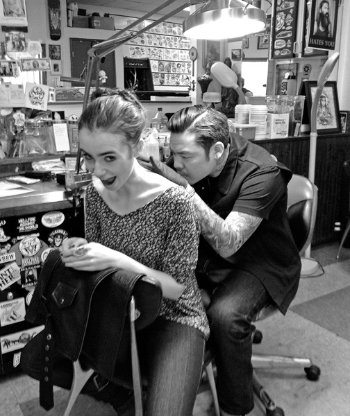 Иллюстрация к книге — Без фильтра. Ни стыда, ни сожалений, только я [i_012.jpg]