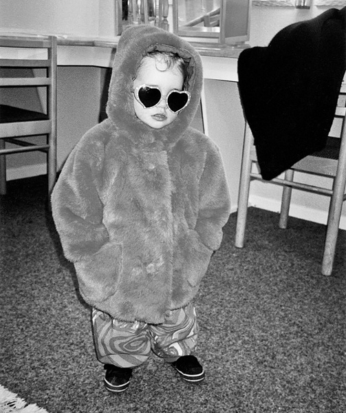 Иллюстрация к книге — Без фильтра. Ни стыда, ни сожалений, только я [i_018.jpg]