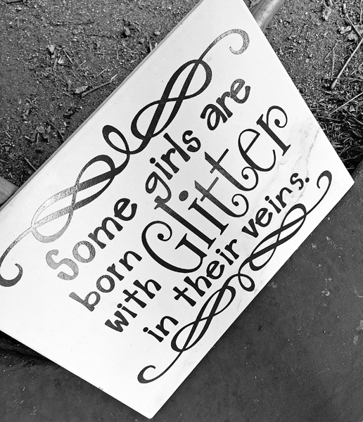 Иллюстрация к книге — Без фильтра. Ни стыда, ни сожалений, только я [i_038.jpg]