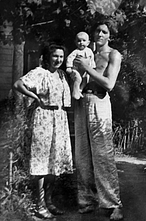 Иллюстрация к книге — Дом на Старой площади [i_030.jpg]