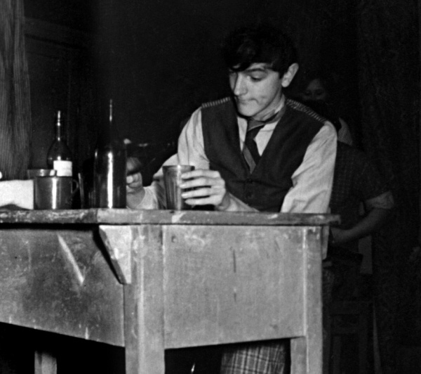 Иллюстрация к книге — Дом на Старой площади [i_041.jpg]