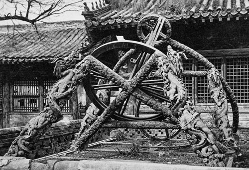 Иллюстрация к книге — Боги с небес [i_105.jpg]