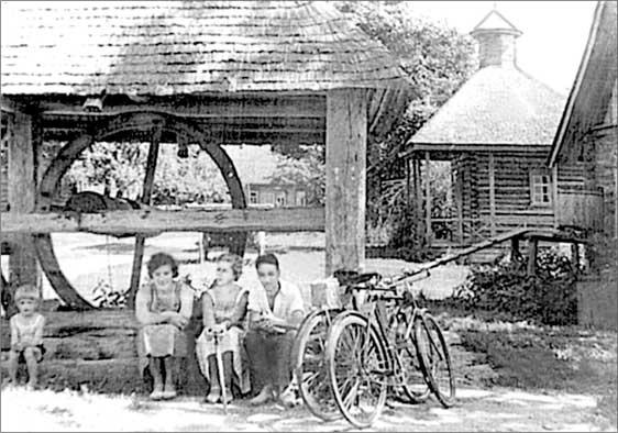 Иллюстрация к книге — Луга и окрестности. Из истории населенных мест Лужского района [i_027.jpg]