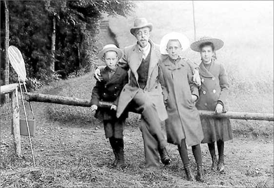 Иллюстрация к книге — Луга и окрестности. Из истории населенных мест Лужского района [i_203.jpg]