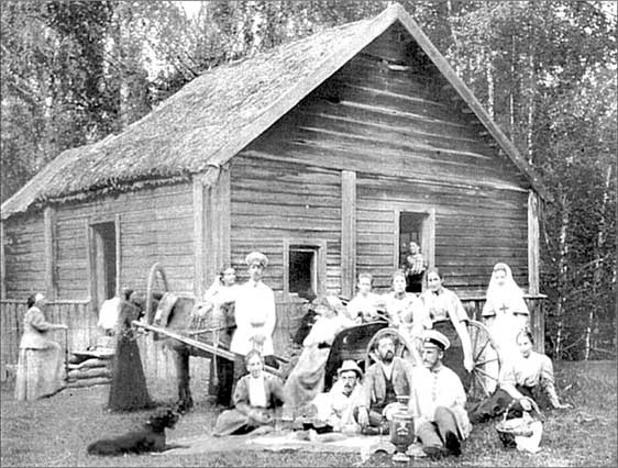 Иллюстрация к книге — Луга и окрестности. Из истории населенных мест Лужского района [i_204.jpg]