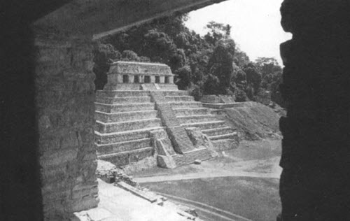 Иллюстрация к книге — Следы богов [i_073.jpg]